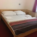 米尔托姆旅馆 3*
