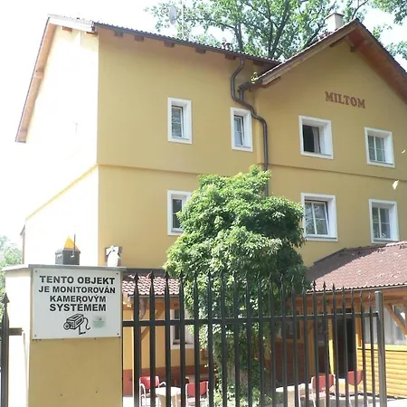 Guest house Miltom 3*