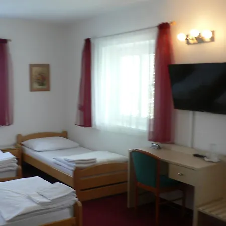 Miltom Pensionat Ceske Budejovice